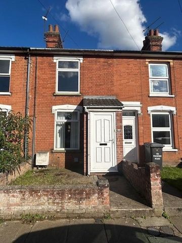2 bedroom terraced house to rent - Photo 3
