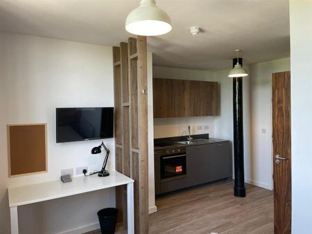 Studio to rent - Photo 3