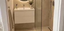 Top sanierte 1-Zimmer Wohnung 25m², U-Bahn-Nähe, Einbauküche, nur EUR790! - Foto 2