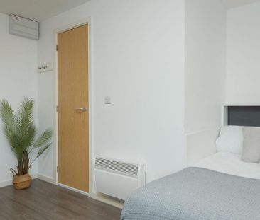 1 bedroom private hall to rent - Photo 5