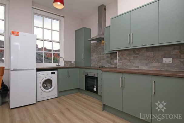 2 bedroom apartment to rent - Photo 1