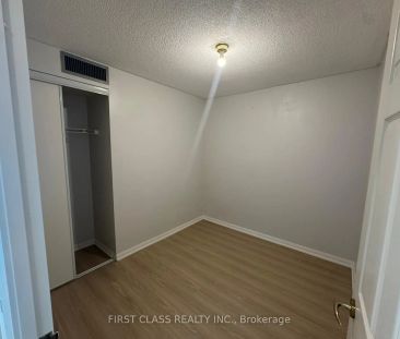 18 Lee Centre Drive #1905 - Photo 4