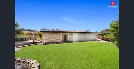 Family Living in a Premium Cul-de-Sac Location! - Photo 5