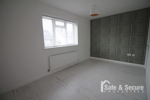 Sunningdale Road Springwell - Photo 1