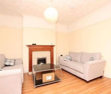 Bloomfield Drive, Bath, BA2 - Photo 2