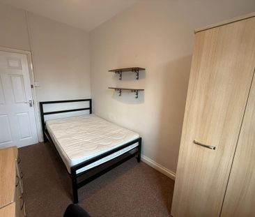 Main Avenue, Heworth - P1490 - Photo 1