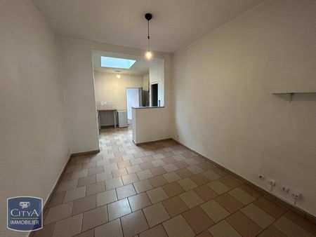 Location Appartement 2 pièces 55m² LILLE 59000 - Photo 5