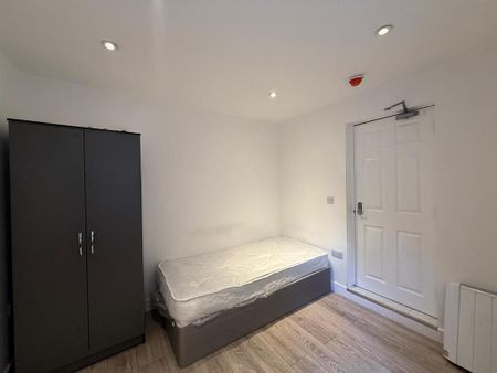 House share to rent - Photo 4