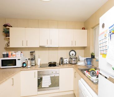 10/12 McMaster Street, Victoria Park WA 6100 - Apartment For Rent |... - Photo 2
