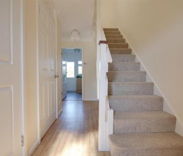 3 bedroom end of terrace house to rent - Photo 6