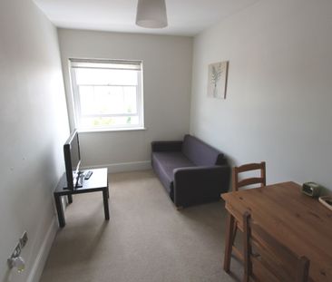 1 Bedroom Home – Student Let - Photo 2