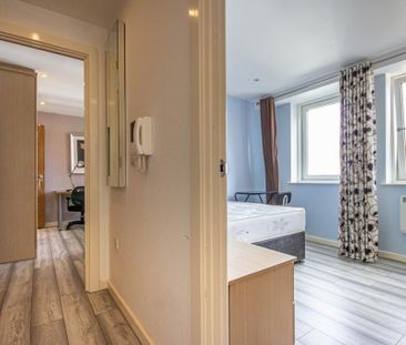 2 bedroom apartment to rent - Photo 6