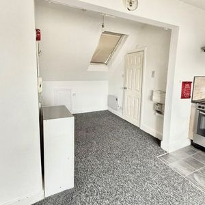 Dorothy Avenue, Skegness, Property for rent - Photo 2