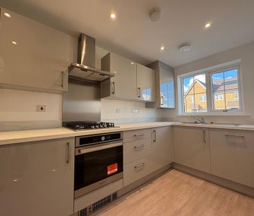 2 bedroom terraced house to rent - Photo 1