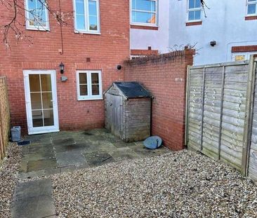 Winter Gardens Way, Banbury, OX16 - Photo 2