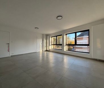 Appartement te huur - Foto 1