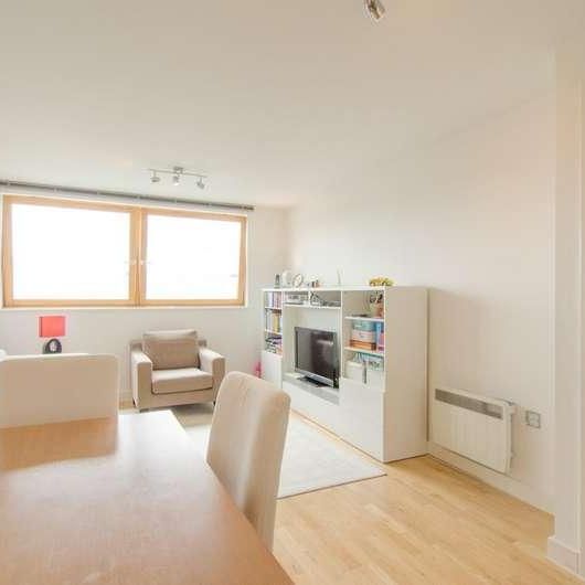 Bartholomew House, Southern Row, London, W10 - Photo 1