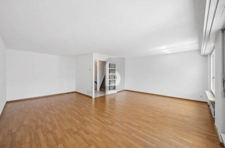 SONNIG UND MODERN MIT GARTEN - Photo 2