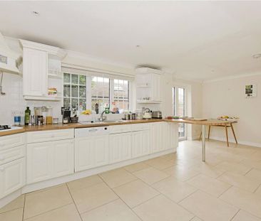 4 bedroom detached house to rent - Photo 6