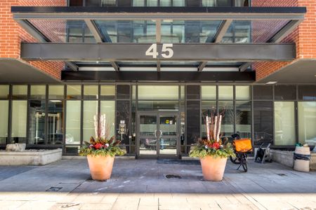 Flex Balcony - Lisgar Apartments - Photo 4