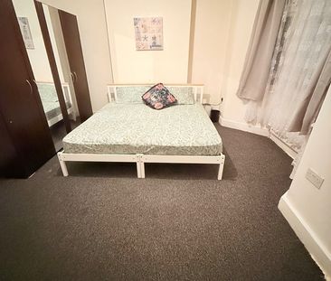 Room in a Shared House, Westwood Road, IG3 - Photo 4