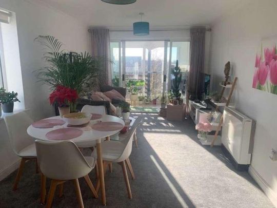 Thornhill Close, Carterton, OX18 - Photo 1