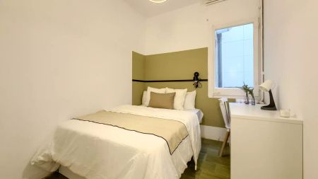 Room in a shared 6-bedroom apartment for rent in El Putget i Farró. - Foto 2