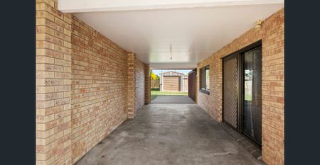 2 bedroom home with shed - Photo 5