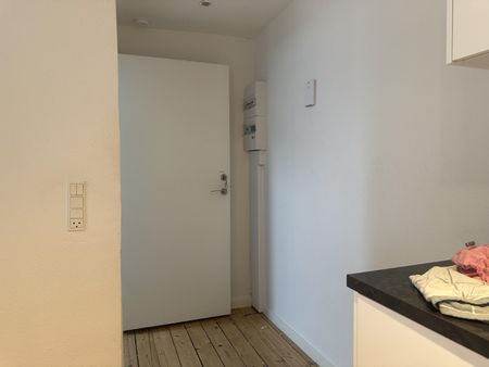 <b>Centralt beliggende og indbydende 2-værelses lejlighed – Løkkegade, Aalborg</b> - Foto 2
