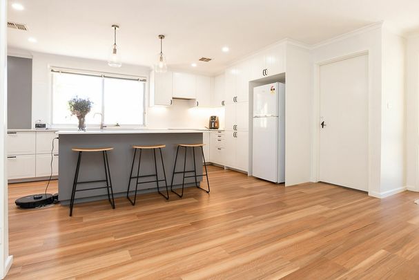 6 Strachan Pl, Wanniassa ACT 2903 - House For Rent | Domain - Photo 1