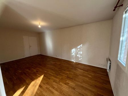Location Appartement 3 pièces 89m² L HAY LES ROSES 94240 - Photo 4