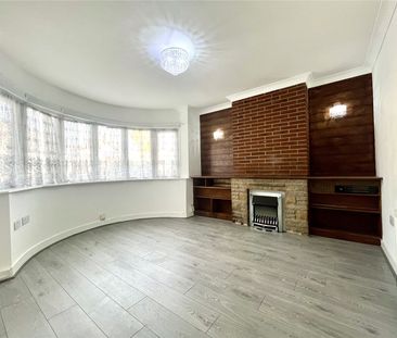 Okehampton Crescent, Welling, Kent, DA16 1DA - Photo 1