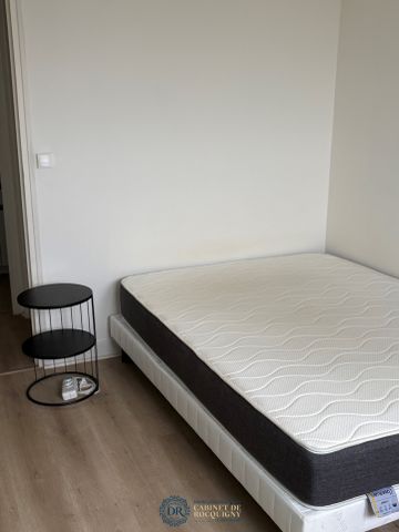 Location Appartement 2 pièces 47m² ORLEANS 45000 - Photo 5