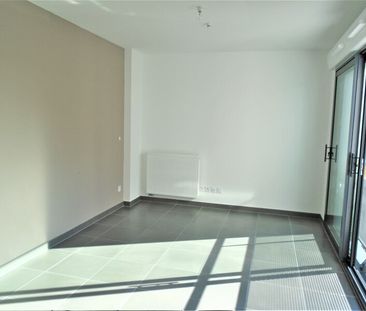 Location Appartement 1 pièce 32m² BAYONNE 64100 - Photo 3
