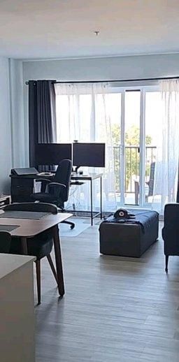 3 1\2 à céder pour le 1er juillet - dernier étage - Photo 1