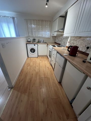 1 Bed Flat, Mcdonald Court, AB24 - Photo 5