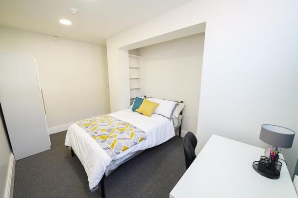 Student Apartment 4 bedroom, Broomhall, Sheffield - Photo 1