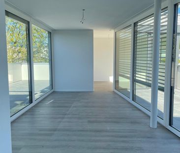 Attraktive 2.5-Zimmer-Attikawohnung mit zwei grosszügigen Terrassen - Foto 1