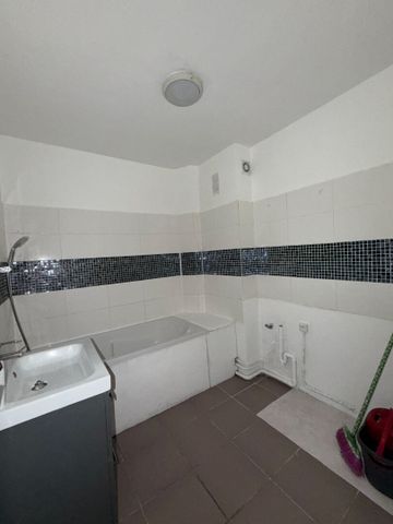 Appartement T3 Noisy-le-Sec à louer - Photo 2