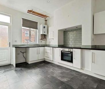 Crossley Street, Shaw, OL2 - Photo 4