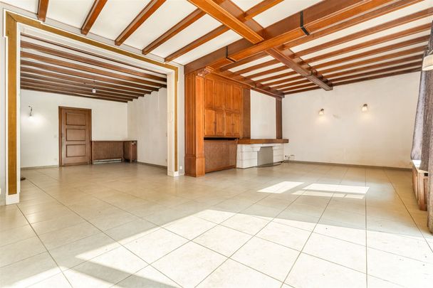 HANDELSPAND 111M2 MET WOONST 199M2 OP PERFECTE LOCATIE MET ENORME VISIBILITEIT! - Photo 1