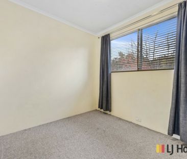 Two Bedroom Apartment In Central Location - Photo 2