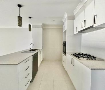 7 Crestwood Road, Thornton - Photo 5