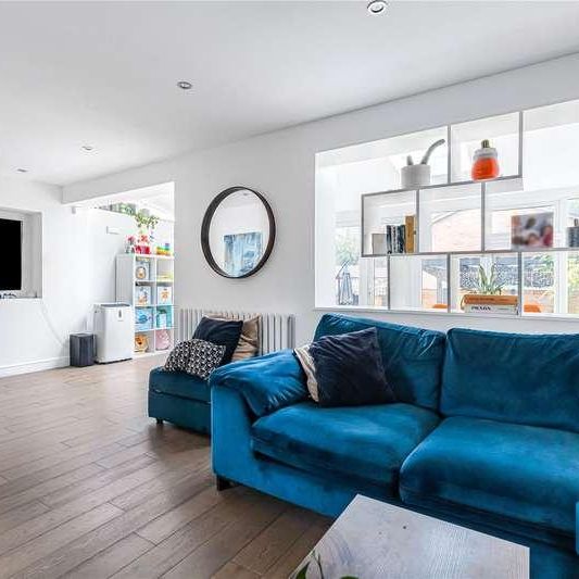 Marshalls Close, New Southgate, London, N11 - Photo 1