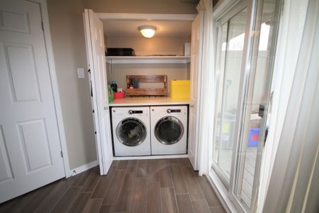 For Lease - 368 Galston Private, Orleans - Convent Glen and Area, Ontario - Photo 3