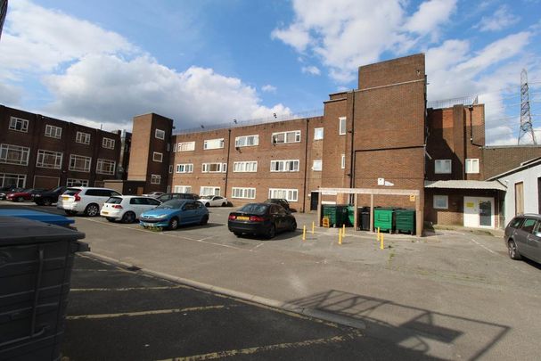 1 bedroom flat to rent - Photo 1