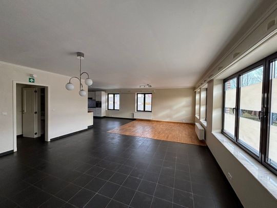 Ruim en lichtrijk duplex appartement met 3 slaapkamers en garage - Foto 1