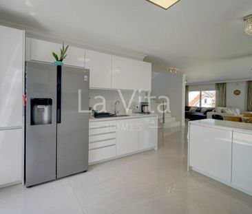 4 room luxury Detached House for rent in Cascais e Estoril, Cascais... - Photo 1