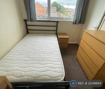 4 bedroom terraced house to rent - Photo 5