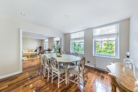 3 bedroom mews to rent - Photo 3